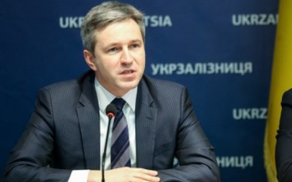Забрали в черный автобус и увезли: в Киеве похитили главу Укрэксимбанка