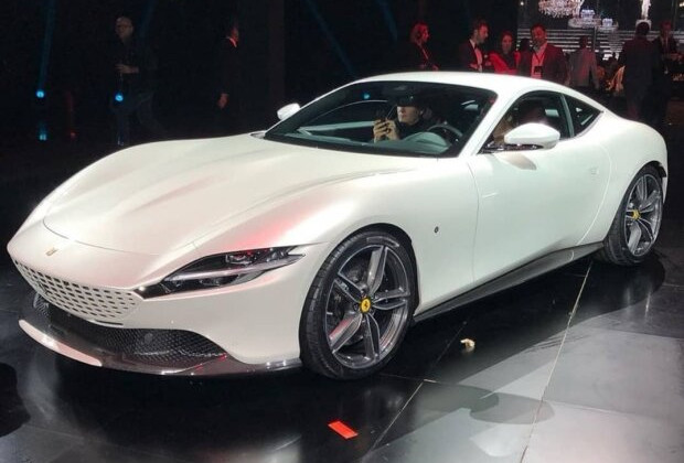 Стало відомо, як виглядає бюджетний суперкар від Ferrari