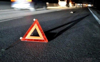 На трассе Киев—Одесса внедорожник снес насмерть двух человек: подробности