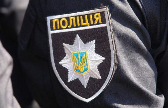 Під Києвом копи викрили нелегальне підприємство з виробки деревини