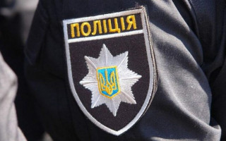 Під Києвом копи викрили нелегальне підприємство з виробки деревини