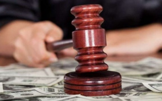 Отримав $2 000 хабара: обрано запобіжний захід судді Зарічного райсуду
