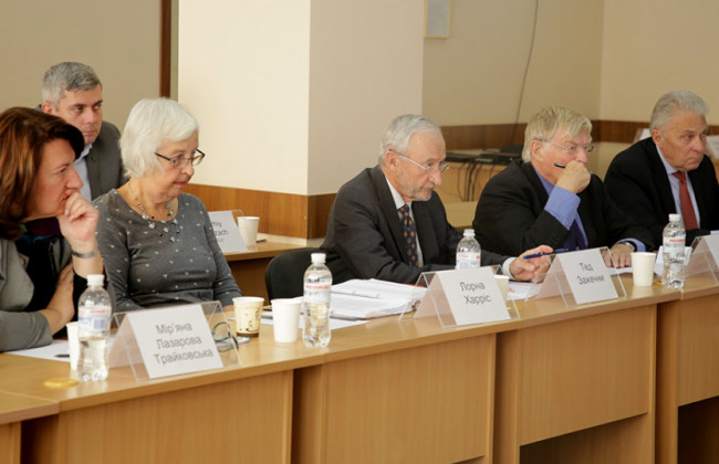 Реформа с тремя неизвестными: создавать ВККС и очищать ВСП будут международные эксперты