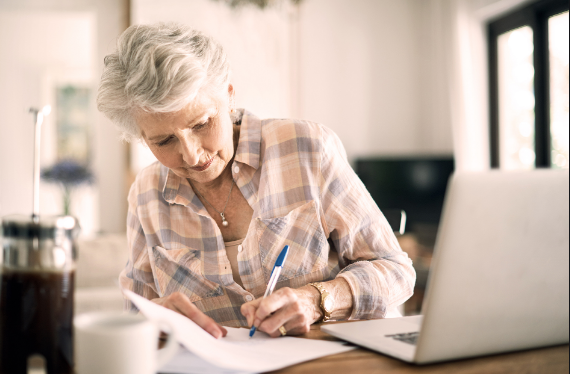 В Україні переглянуть пенсійний вік для жінок