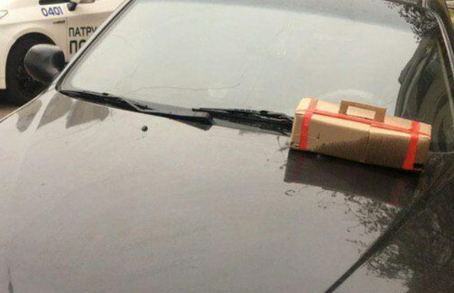 В Херсоне пытались сжечь автомобиль копа: что известно