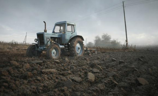 На Закарпатті трактор на смерть переїхав чоловіка