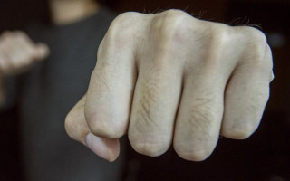 В Днепре банда в балаклавах напала на активистов: есть подробности