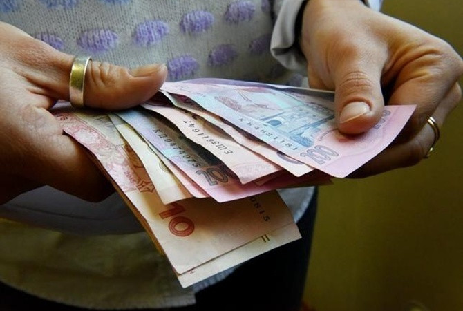 Пенсии увеличатся с 1 декабря: какие выплаты получат украинцы