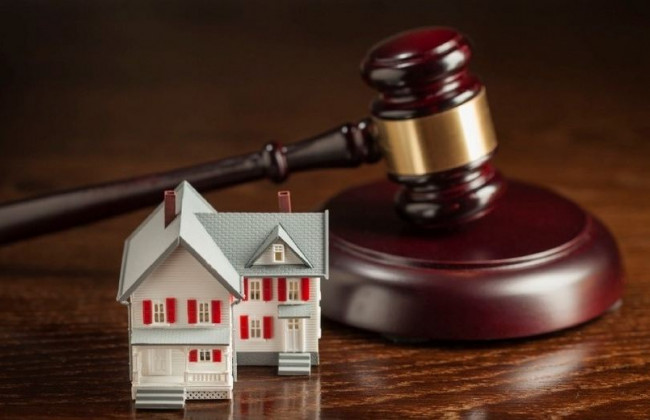 Знесення самовільного об’єкту будівництва та скасування держреєстрації: як визначити юрисдикцію