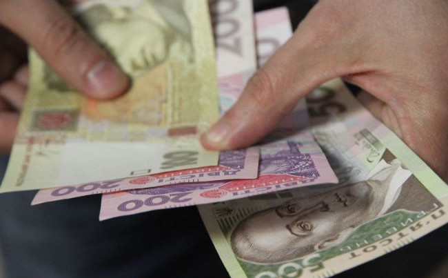 Тероризували підприємців: співробітники СБУ погоріли на хабарі