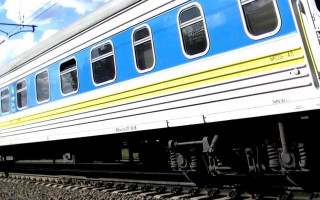 Под Киевом поезд снес насмерть женщину