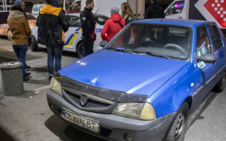 Пьяное ДТП в Киеве: женщина-водитель подбросила копам взятку