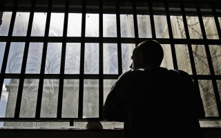 Грабіжники отримали дев'ять років за напад з іграшковим пістолетом