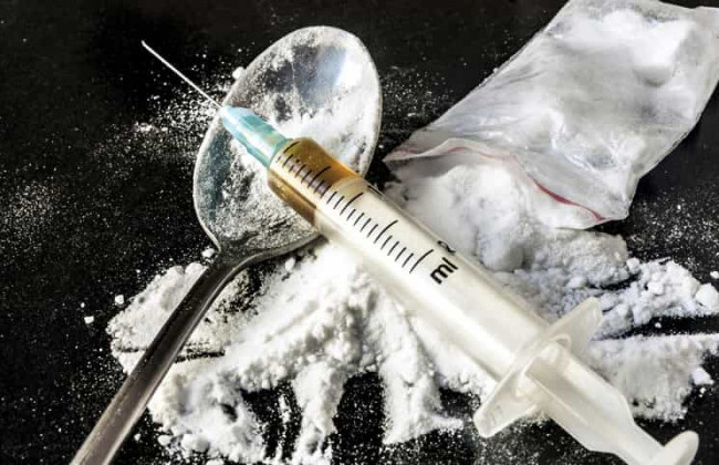 Продавав наркотики: ДБР взялося за справу зухвалого копа