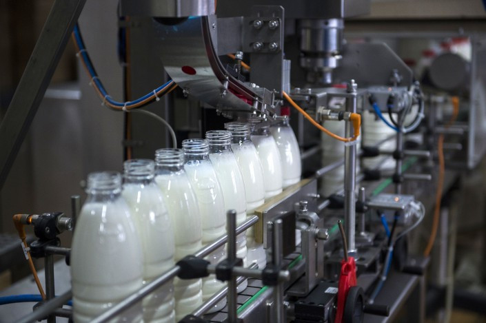 ГПУ підозрює власника молокозаводу у забрудненні земель відходами