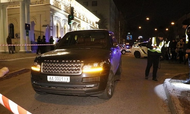 Обстрел Range Rover в Киеве: депутат облсовета  дал первый комментарий