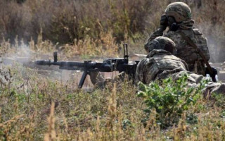 На Донбасі бойовики відновили обстріли