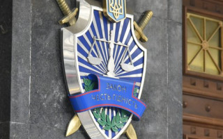 Скоїли понад 10 злочинів: ГПУ викрила банду злочинців