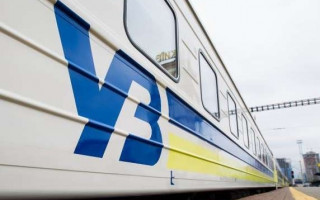 Ціни на залізничні квитки стрімко зростатимуть: що слід знати українцям