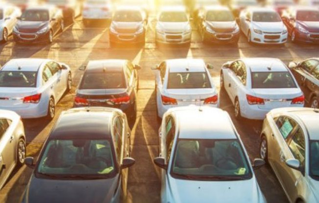 Рынок автомобилей резко рухнет: появился прогноз