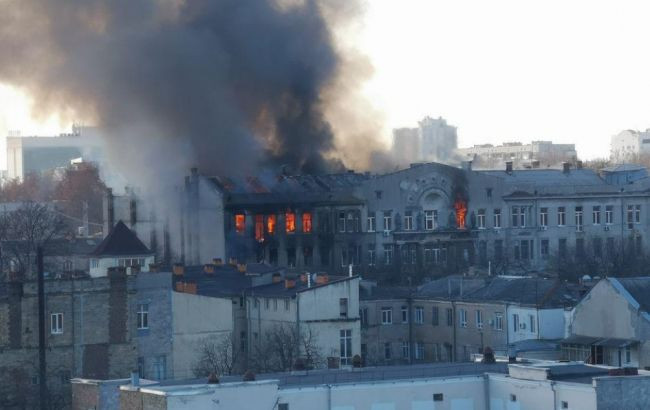 Серьезный пожар в Одессе: в больнице скончалась преподаватель колледжа