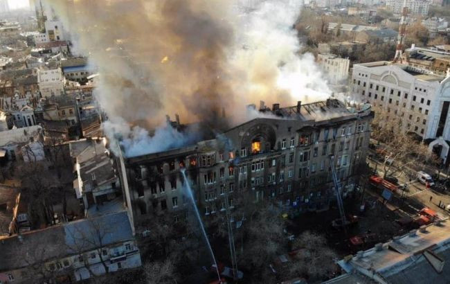 Страшный пожар в одесском колледже: Зеленский прокомментировал трагедию