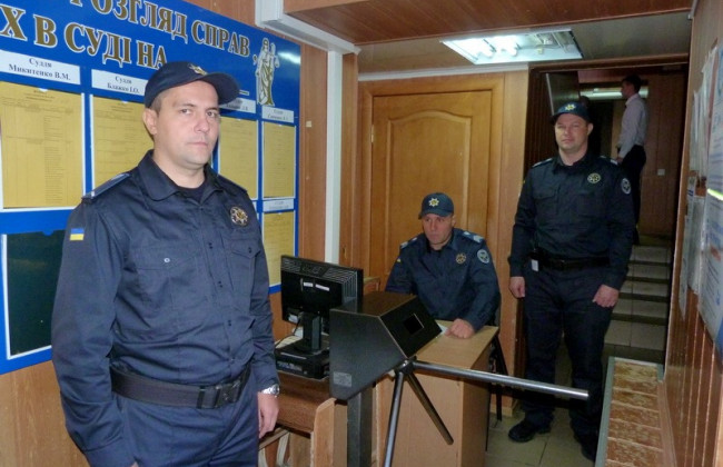 ССО взяла під охорону три судові установи у Полтаві та Івано-Франківську