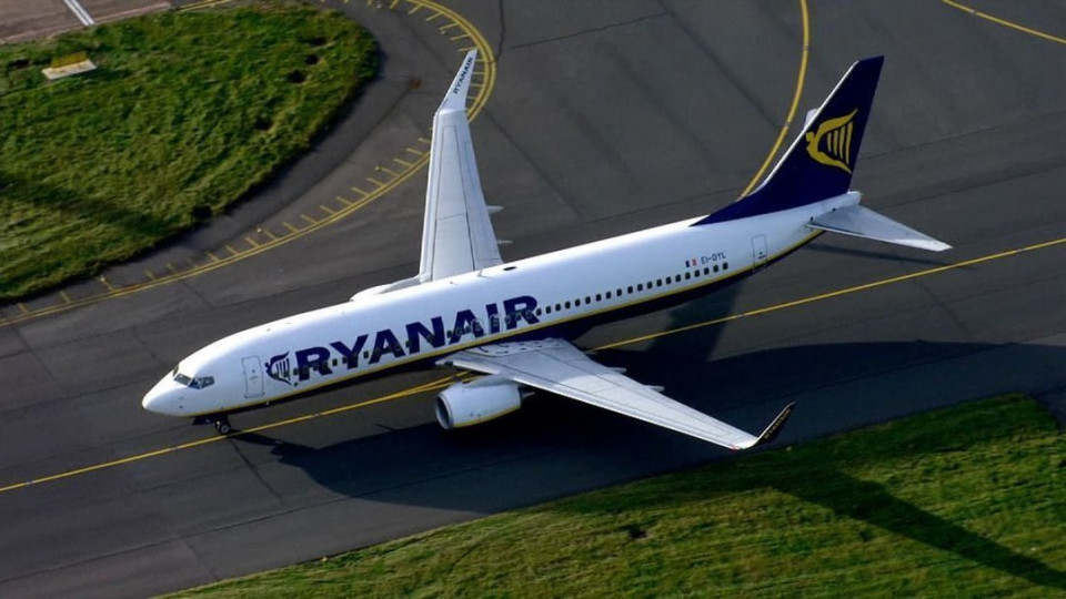 Авиакомпания Ryanair отменяет ряд рейсов из Киева в Европу