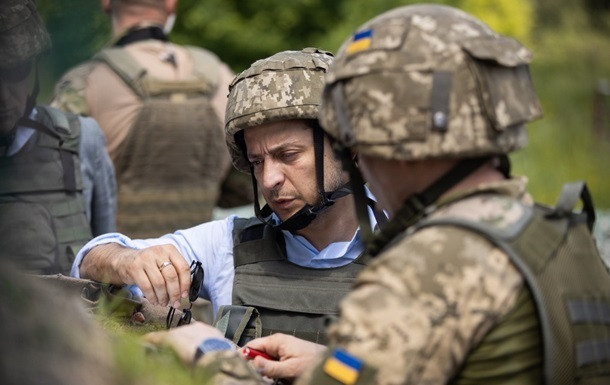 День Збройних сил України: Зеленський приїхав на Донбас