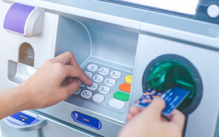 Як працюватимуть банки на свята: попередження для українців