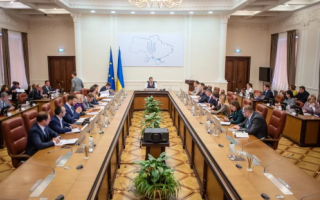 Кабмін скасував мінімальну заробітну плату для вчителів