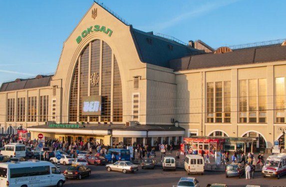 Укрзалізниця оприлюднила фото київського вокзалу після реконструкції