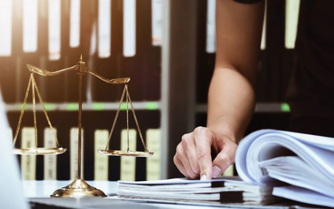 Адвокати зможуть виконувати судові рішення: деталі законопроекту