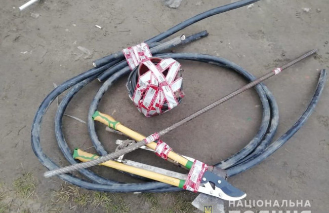 Под Киевом вандалы срезали кабель с электростанции