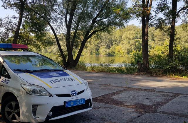 В киевском лесу нашли мертвого подростка