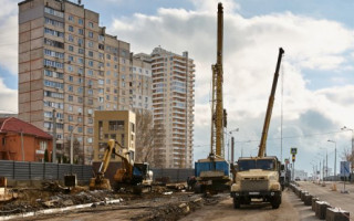 Коммунальщик и строитель начали перестрелку из-за грязного грузовика