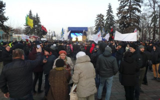 Митинг под Верховной Радой: по Грушевского открыли движение транспорта