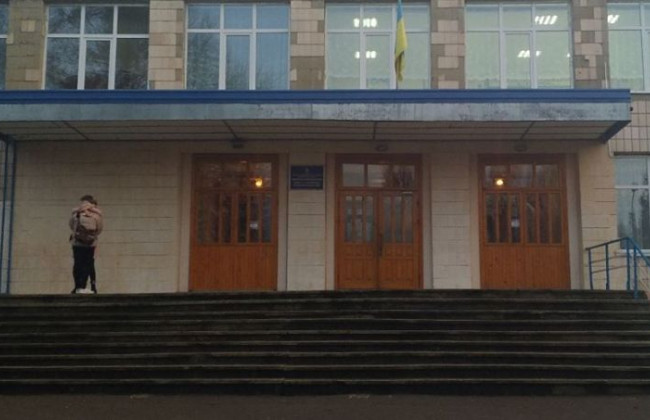 Померла під час уроків: подробиці інциденту в Рівному