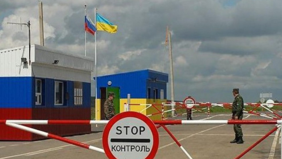 Українці їздитимуть в Росію за закордонними паспортами: рішення уряду