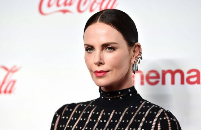 Мать Шарлиз Терон убила мужа, а у Киркорова  забрали квартиру: новости шоубиза