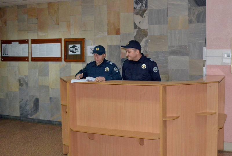 Співробітники ССО приступили до стажування в двох судових установах Прикарпаття