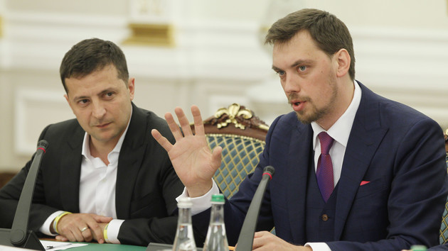 Президент Володимир Зеленський та Прем’єр Олексій Гончарук привітали українців з Різдвом