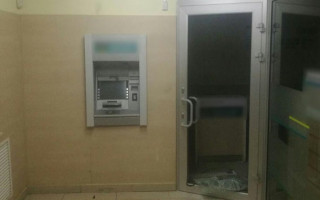 В Харькове очередной банкомат взлетел на воздух: фото