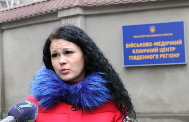 Избиение военнослужащей под Одессой: появились новые детали и фото пострадавшей