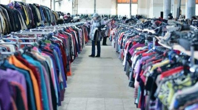 В уряді спростували закриття легальних секонд-хендів