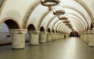 Работа транспорта на новогодние праздники: в Киеве закроют станцию метро
