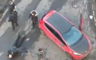 Сделал замечание: в Киеве «герои парковки» напали на мужчину