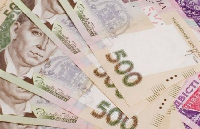 В Україні зросте допомога випускникам навчальних закладів із числа дітей-сиріт