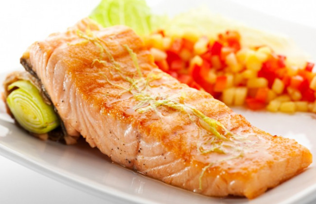 Какую рыбу нужно есть, чтобы поддержать здоровье сердца