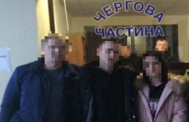 Похитили у родителей большую сумму денег: из Киева сбежали подростки